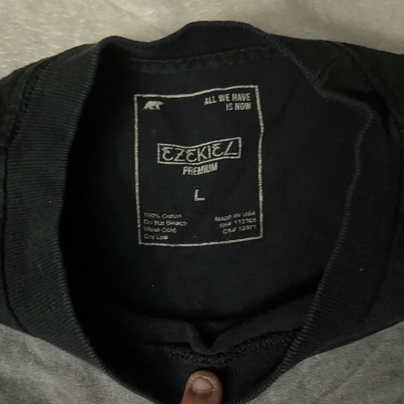 This Is Now T-Shirt - Picture 4 of 4